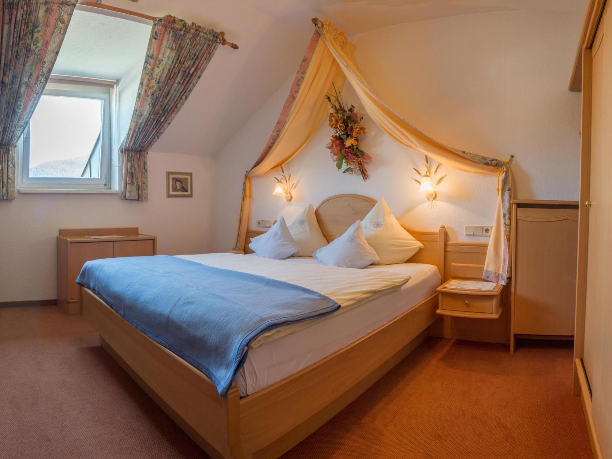 Das Edelweiss Seefeld in Tirol Room photo